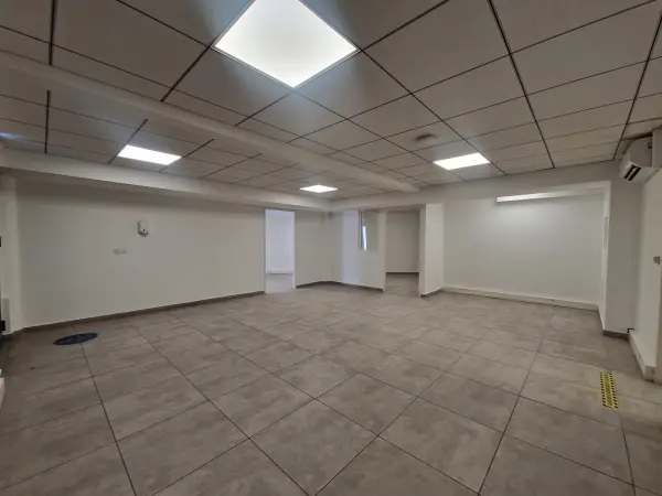 Pointe-à-Pitre 97110 – Vente local