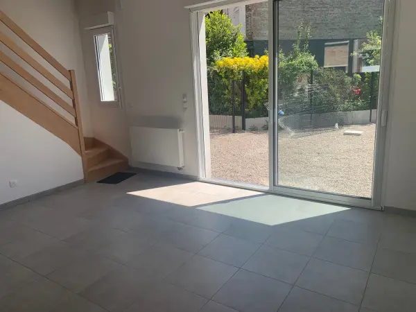 Lille 59160 – Location maison/villa 5&nbsp;pièces 4&nbsp;chambres
