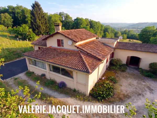 Saint-Cibard 33570 – Vente maison/villa 7&nbsp;pièces 4&nbsp;chambres