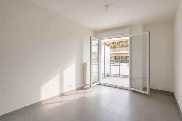 Nice 06100 – Vente appartement 1&nbsp;pièce 1&nbsp;chambre