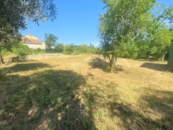 Le Cailar 30740 – Vente terrain