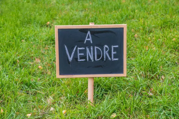 Calvisson 30420 – Vente terrain