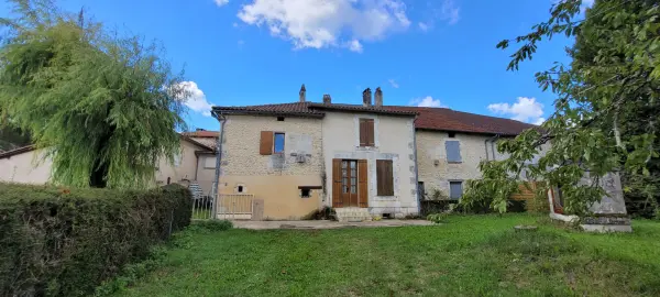 Montagrier 24350 – Vente maison/villa 5&nbsp;pièces 2&nbsp;chambres
