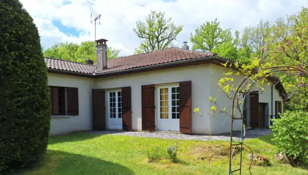 Segonzac 24600 – Vente maison/villa 7&nbsp;pièces 5&nbsp;chambres