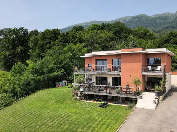 Thoiry 01710 – Vente maison/villa 10&nbsp;pièces 6&nbsp;chambres