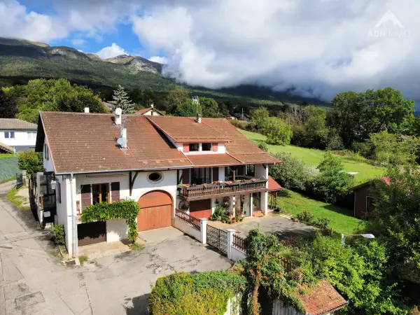 Thoiry 01710 – Vente maison/villa 7&nbsp;pièces 5&nbsp;chambres