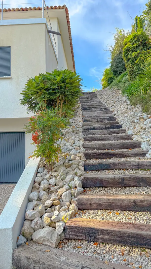 Adrets-de-l&rsquo;Estérel 83600 – Vente maison/villa 5&nbsp;pièces 4&nbsp;chambres