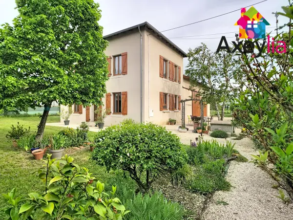 Pouilly-les-Nonains 42155 – Vente maison/villa 4&nbsp;pièces 3&nbsp;chambres