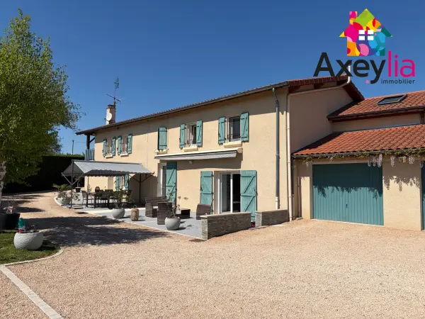 La Pacaudière 42310 – Vente maison/villa 10&nbsp;pièces 7&nbsp;chambres