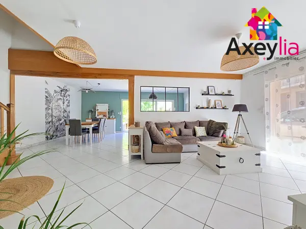 Roanne 42300 – Vente maison/villa 9&nbsp;pièces 7&nbsp;chambres