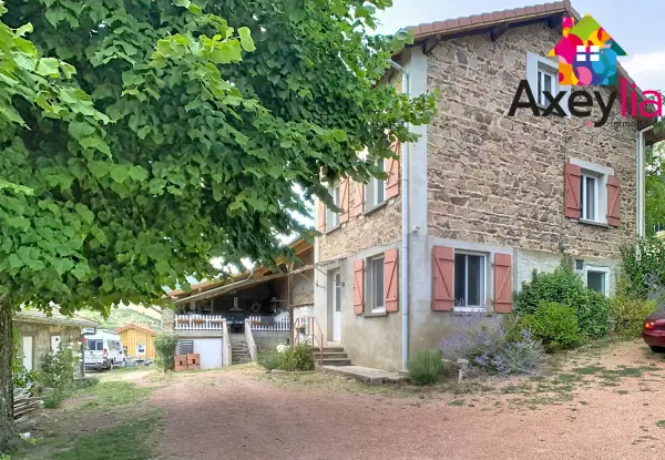 Villemontais 42155 – Vente maison/villa 10&nbsp;pièces 6&nbsp;chambres