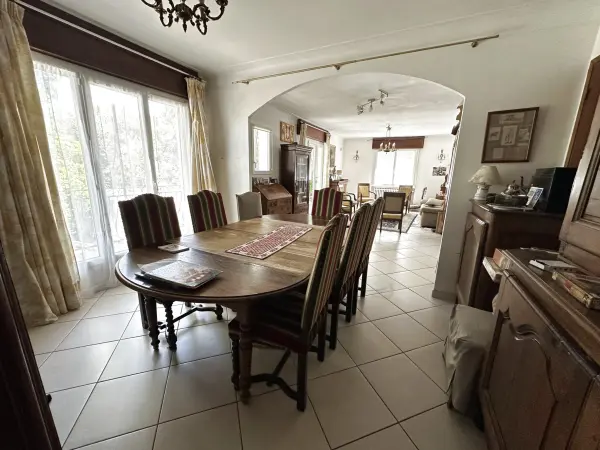 Toulon 83000 – Vente maison/villa 6&nbsp;pièces 4&nbsp;chambres