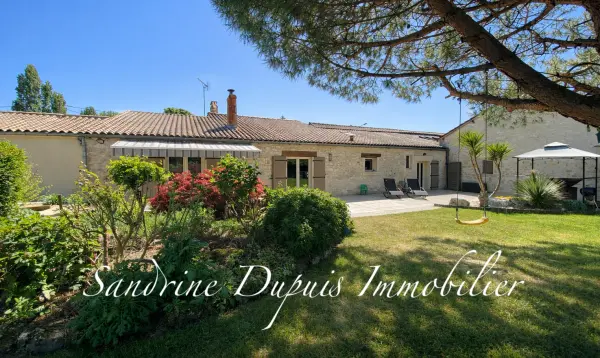 Chermignac 17460 – Vente maison/villa 5&nbsp;pièces 4&nbsp;chambres