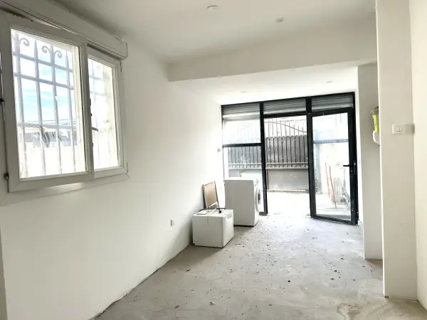 Marseille 13010 – Location local