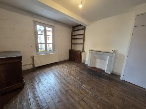 Figeac 46100 – Location appartement 4&nbsp;pièces 3&nbsp;chambres