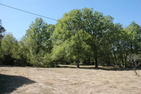 Marcilhac-sur-Célé 46160 – Vente terrain