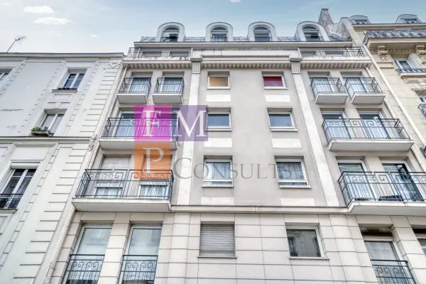 Paris 75011 – Vente parking/box