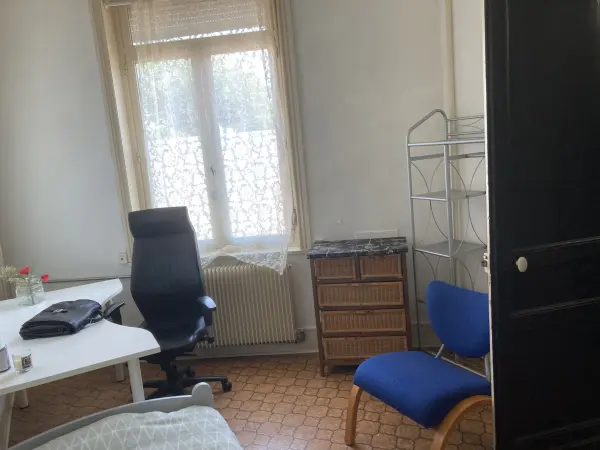 Lille 59000 – Location appartement 1&nbsp;pièce 5&nbsp;chambres