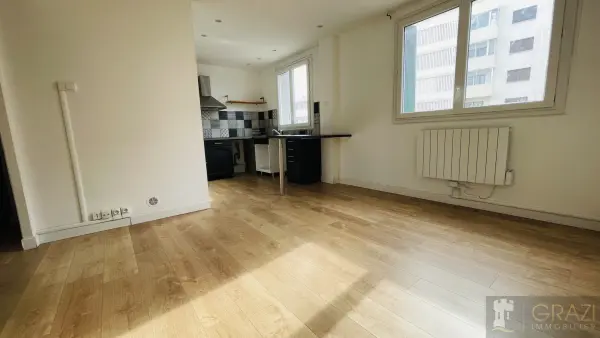 Toulon 83000 – Vente appartement 3&nbsp;pièces 2&nbsp;chambres