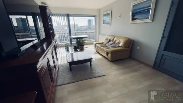 Toulon 83000 – Vente appartement 3&nbsp;pièces 2&nbsp;chambres