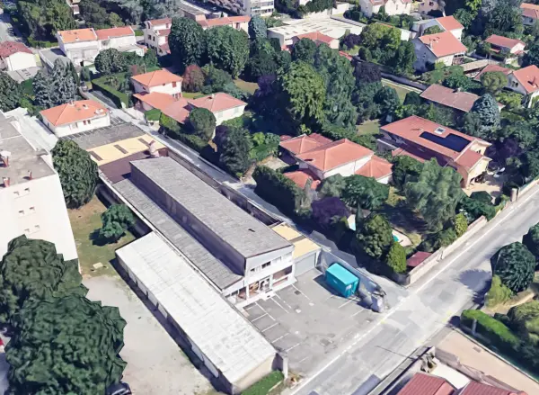Sainte Foy lès Lyon 69110 – Vente local