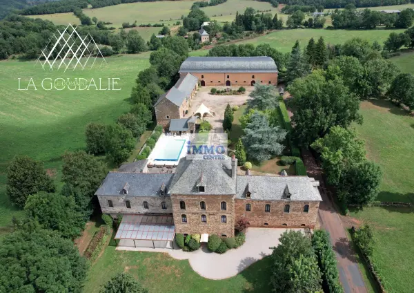 Rodelle 12340 – Vente maison/villa 60&nbsp;pièces 33&nbsp;chambres