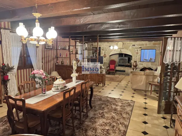 Sébazac-Concourès 12740 – Vente maison/villa 7&nbsp;pièces 6&nbsp;chambres