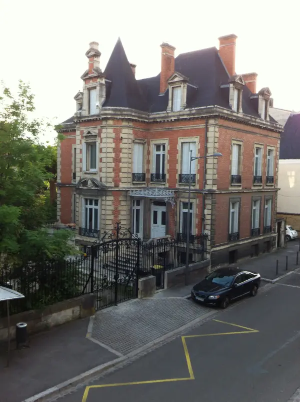 Troyes 10000 – Vente maison/villa 10&nbsp;pièces 7&nbsp;chambres