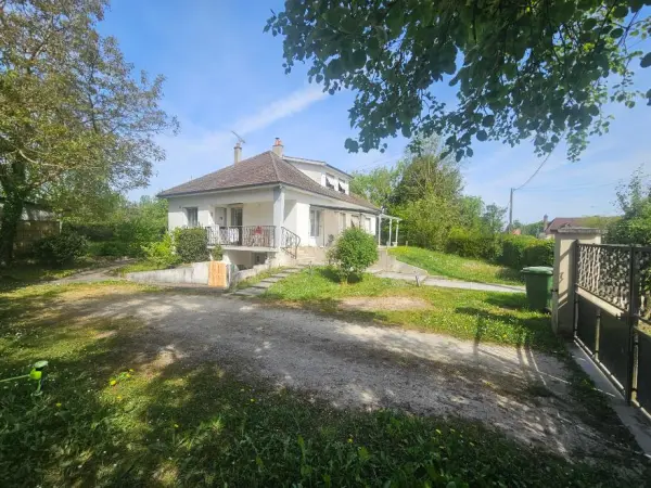 Buchères 10800 – Vente maison/villa 6&nbsp;pièces 3&nbsp;chambres