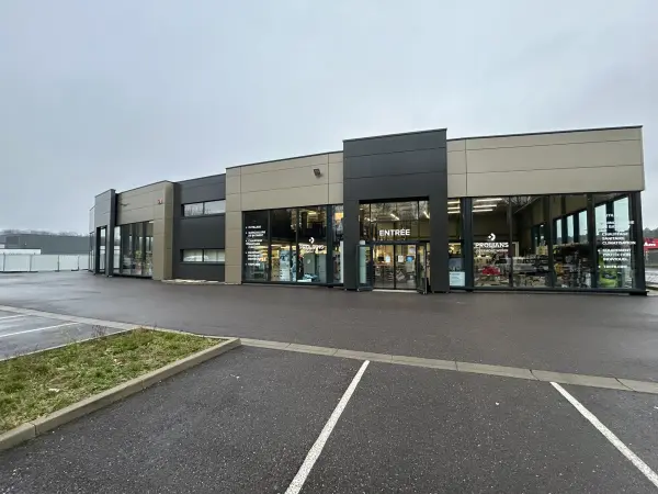 Saint-Avold 57500 – Location local