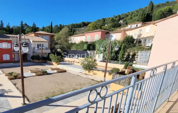 Callian 83440 – Vente appartement 3&nbsp;pièces 2&nbsp;chambres