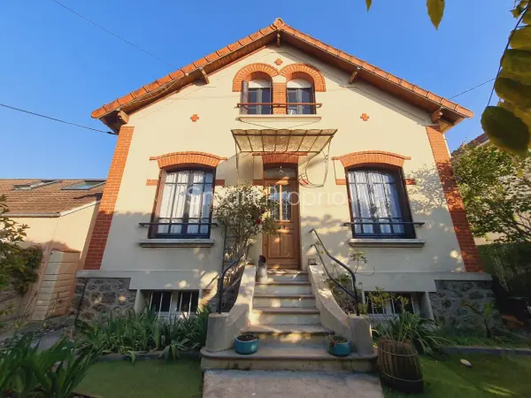Champs-sur-Marne 77420 – Vente maison/villa 6&nbsp;pièces 4&nbsp;chambres