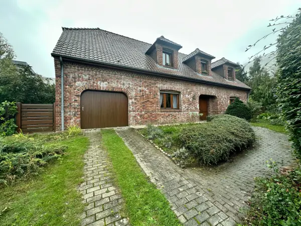 Valenciennes 59300 – Vente maison/villa 9&nbsp;pièces 4&nbsp;chambres
