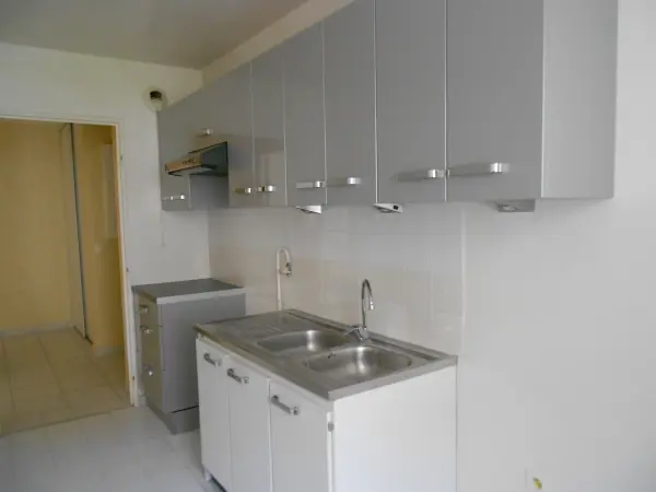 Melun 77000 – Location appartement 3&nbsp;pièces 2&nbsp;chambres