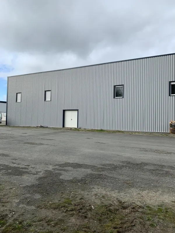 Nozay 44170 – Location parking/box