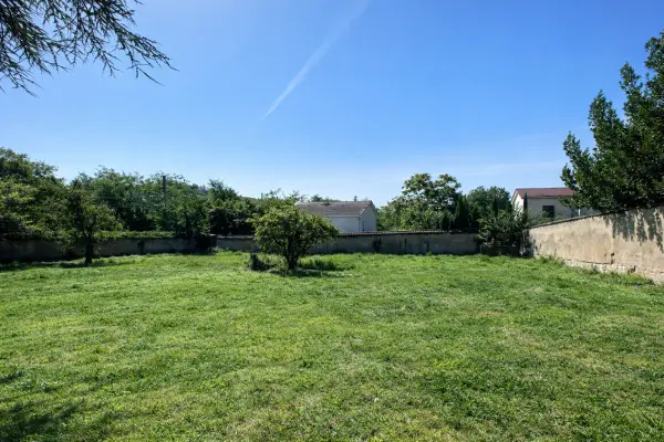 Francheville 69340 – Vente terrain