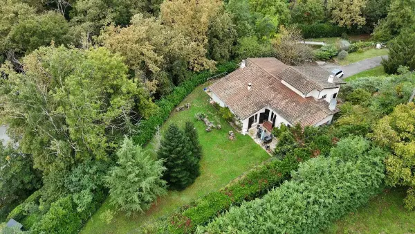 Saint-Pierre-la-Palud 69210 – Vente maison/villa 6&nbsp;pièces 5&nbsp;chambres