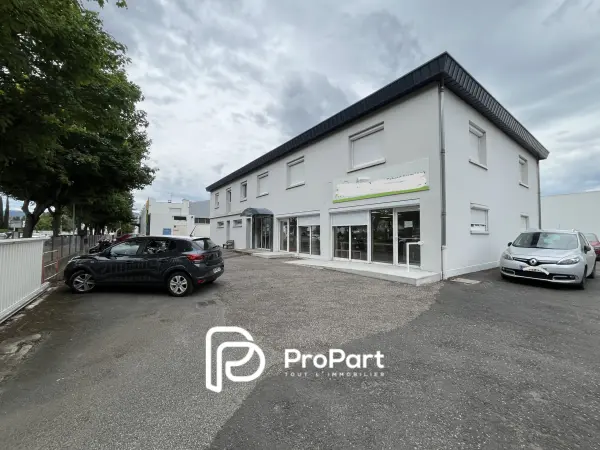 Clermont-Ferrand 63100 – Location local