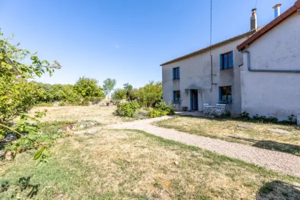 Naves 03330 – Vente maison/villa 3&nbsp;pièces 2&nbsp;chambres
