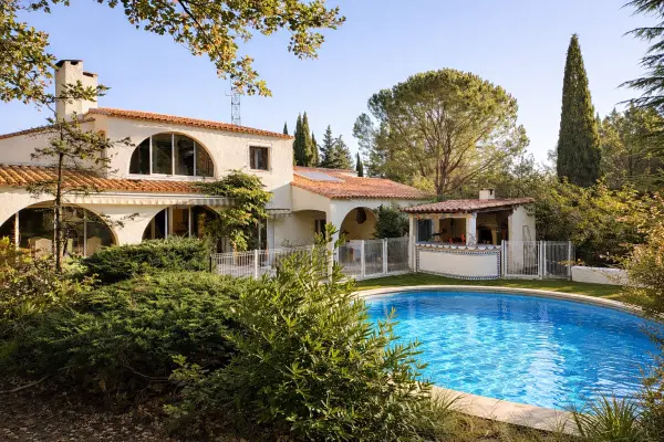 Saint-Martin-de-Londres 34380 – Vente maison/villa 8&nbsp;pièces 5&nbsp;chambres