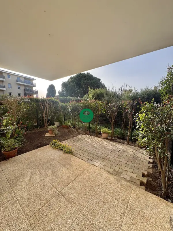 Six-Fours-les-Plages 83140 – Location appartement 2&nbsp;pièces 1&nbsp;chambre