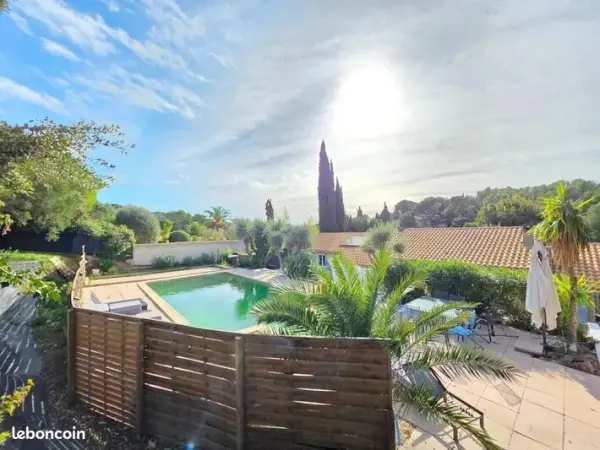 Sanary-sur-Mer 83110 – Vente maison/villa 5&nbsp;pièces 4&nbsp;chambres