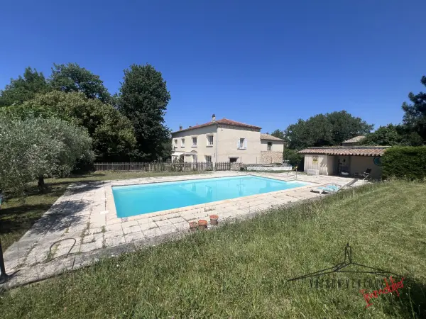 Vaison-la-Romaine 84110 – Vente maison/villa 8&nbsp;pièces 6&nbsp;chambres