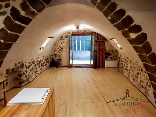 Buis-les-Baronnies 26170 – Vente loft/atelier/surface 1&nbsp;pièce 1&nbsp;chambre