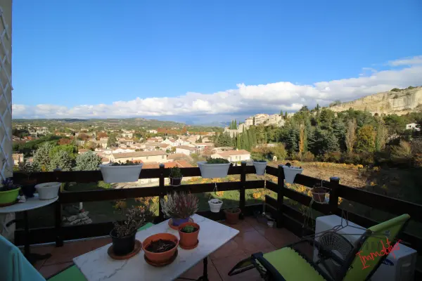 Vaison-la-Romaine 84110 – Vente appartement 2&nbsp;pièces 1&nbsp;chambre