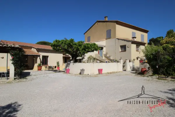 Sablet 84110 – Vente maison/villa 12&nbsp;pièces 10&nbsp;chambres