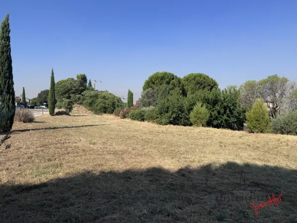 Sablet 84110 – Vente terrain