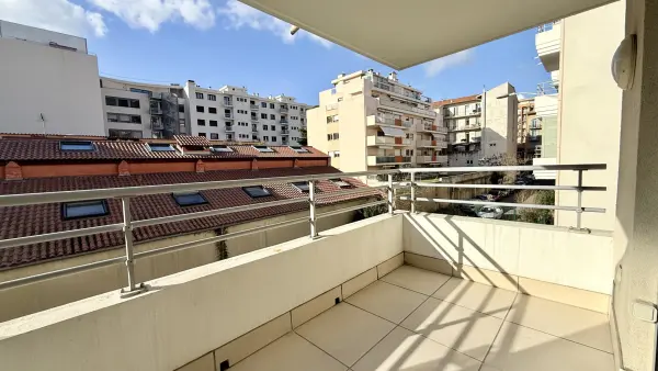 Nice 06300 – Vente appartement 2&nbsp;pièces 1&nbsp;chambre