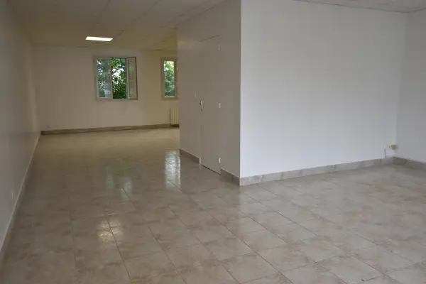 Guichainville 27930 – Location bureaux