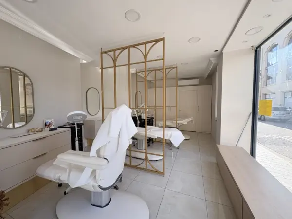 Évreux 27000 – Location local